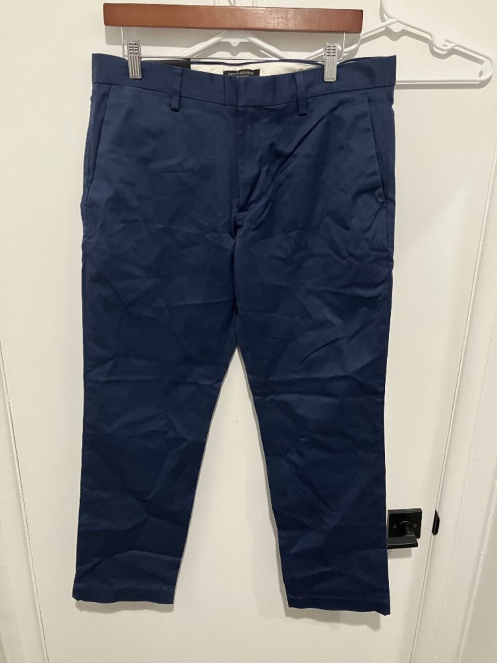Banana Republic Men's Aiden Slim Fit Rapid Movement Chino, Blue, Size 33x30, NWT